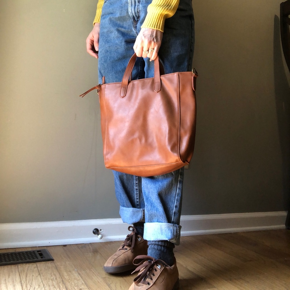 Universal Thread Faux Leather Tote Bag - Picture 2 of 3